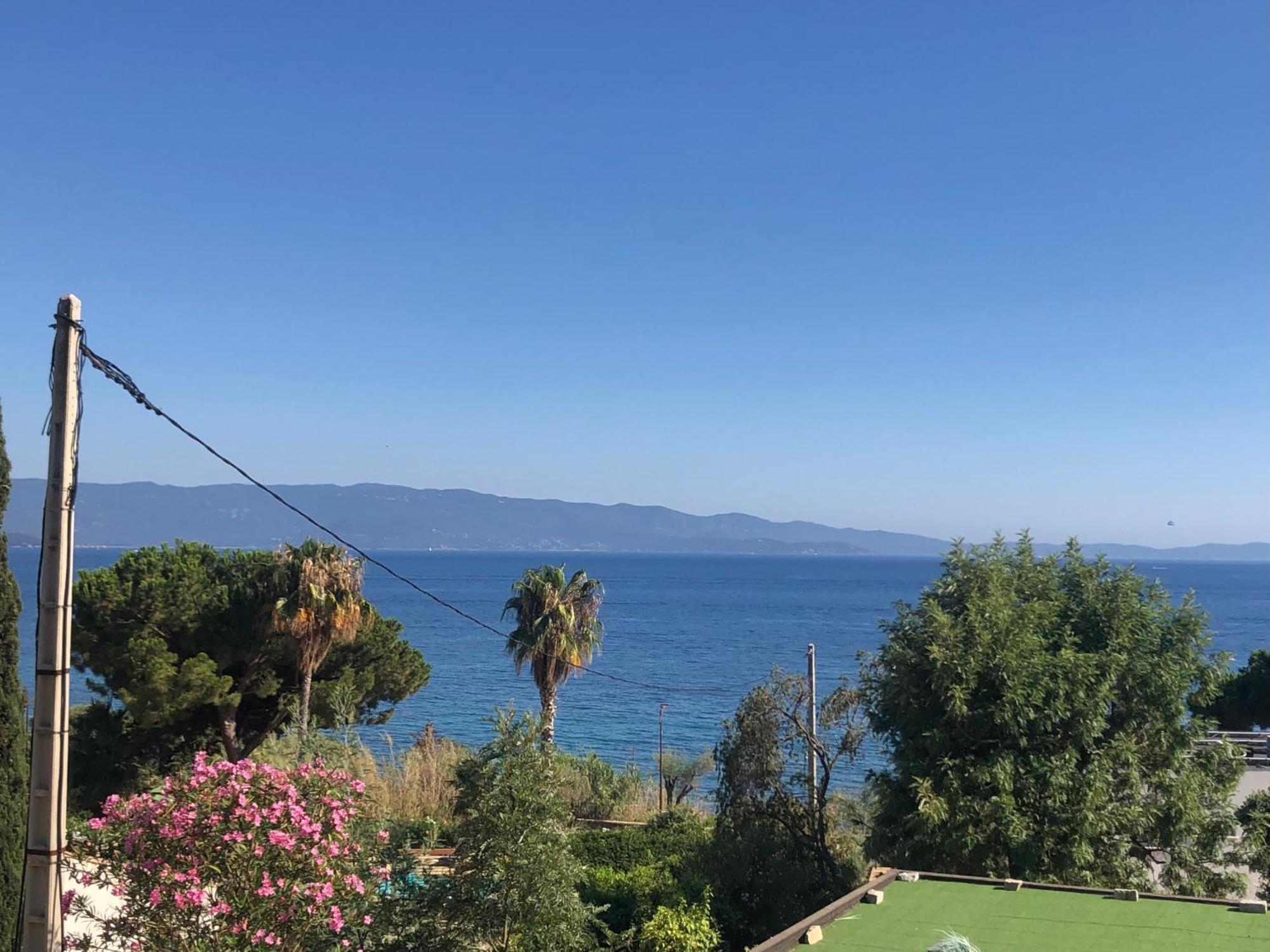 Apartment 4 Couchages, Climatise A 150m De La Route Des Sanguinaires, Parking Prive